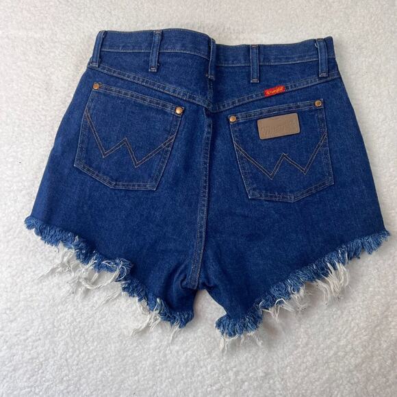 Wranglers Cutoff Boho Western Denim Distressed High Rise Shorts Micro Short 15 - Picture 2 of 5